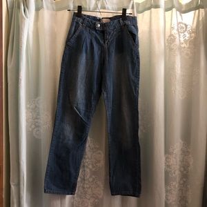 Mom jeans